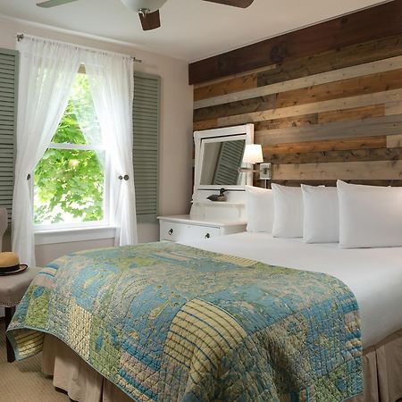 Squam Lake Inn Holderness Eksteriør billede