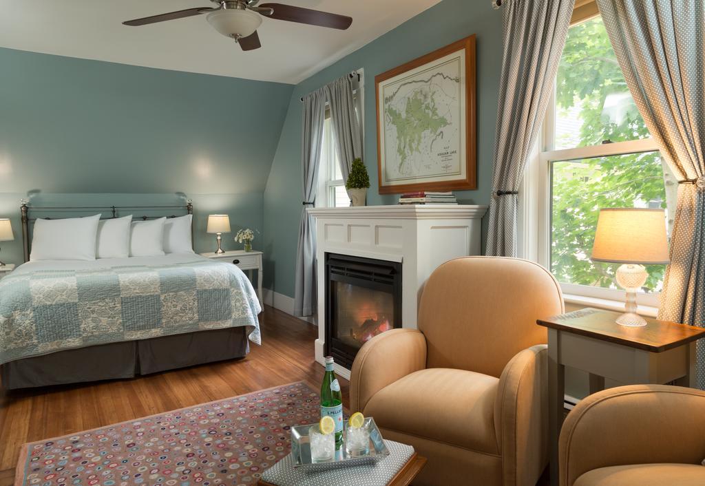 Squam Lake Inn Holderness Eksteriør billede